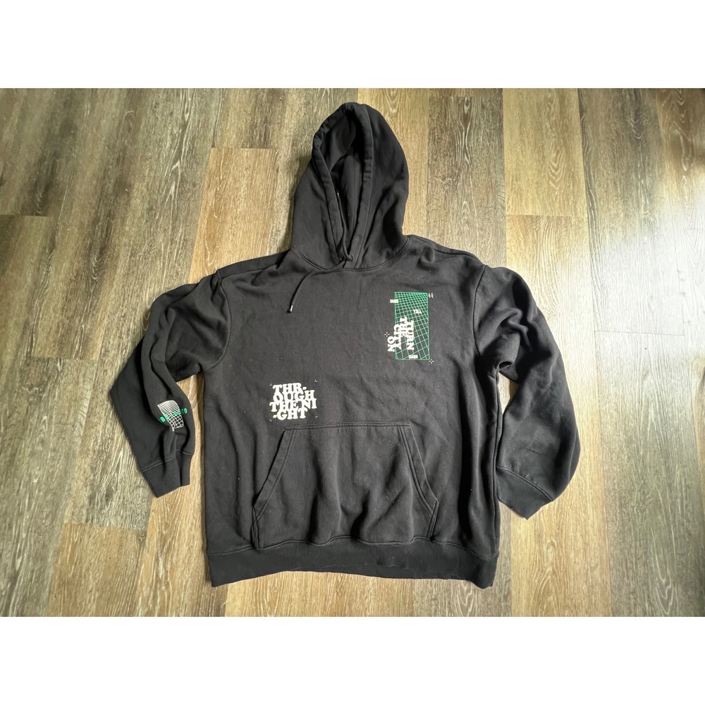 H&M Hoodie Mens Large Black Excellent‎ Through The Night Graphic Relaxed Fit